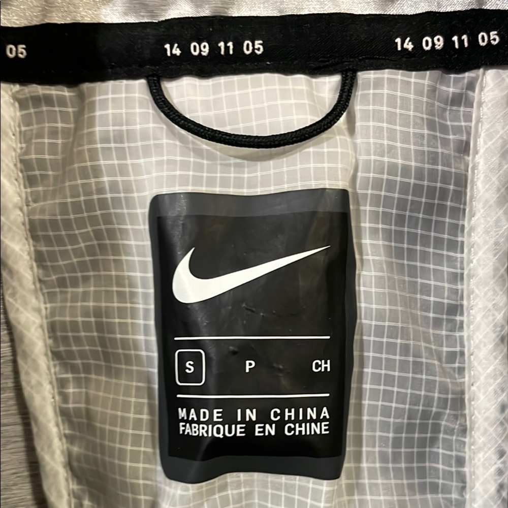 Nike Tech Pack Windrunner Silver Jacket Silver - image 3